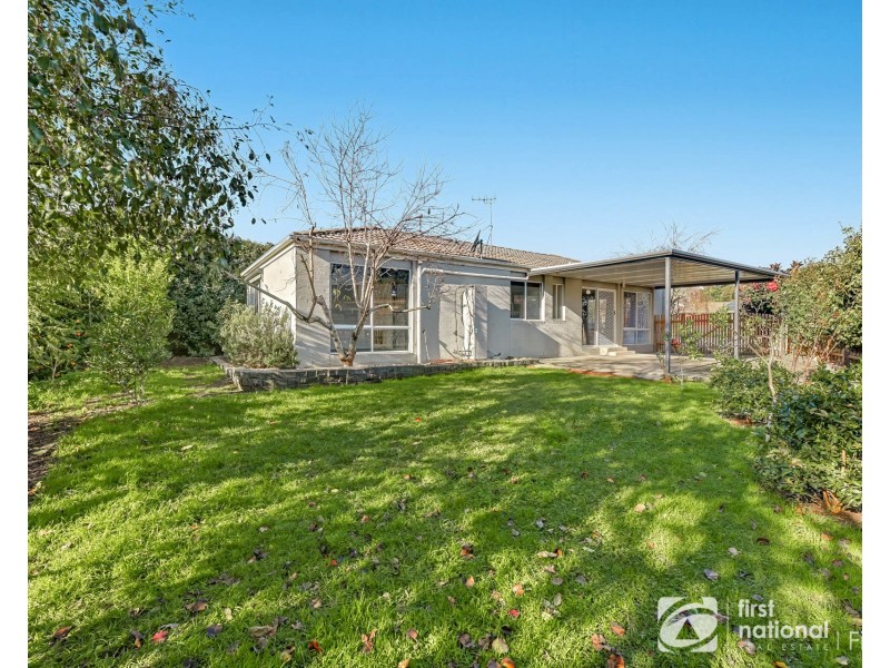 8 Shadi Court, Cranbourne West VIC 3977