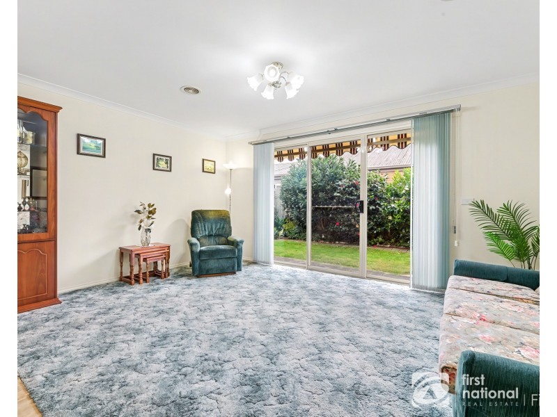 19 Grice Quadrant, Pakenham VIC 3810