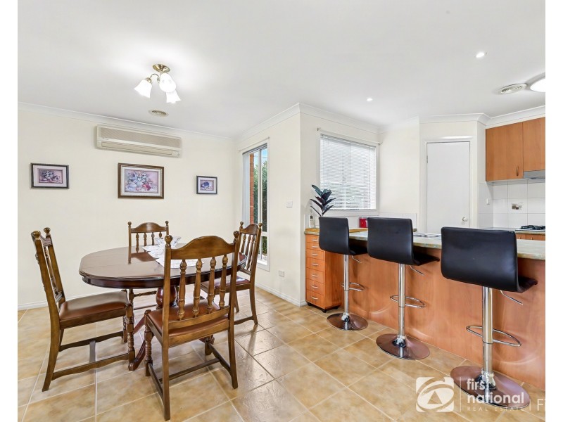 19 Grice Quadrant, Pakenham VIC 3810