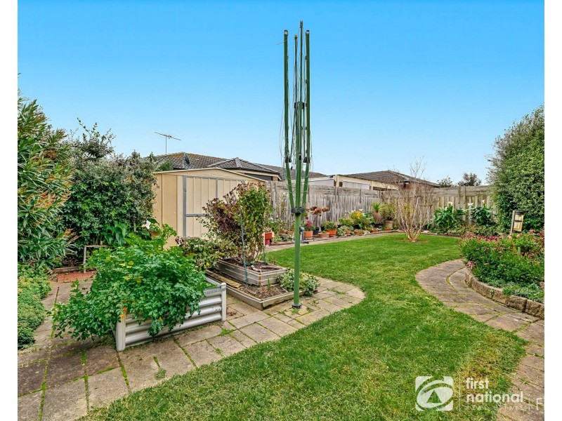19 Grice Quadrant, Pakenham VIC 3810