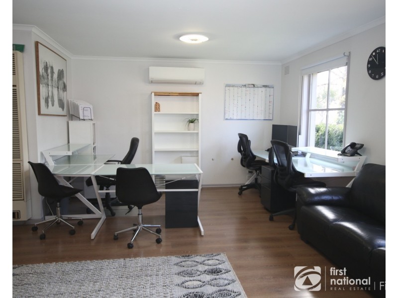 1/203-205 High, Cranbourne VIC 3977