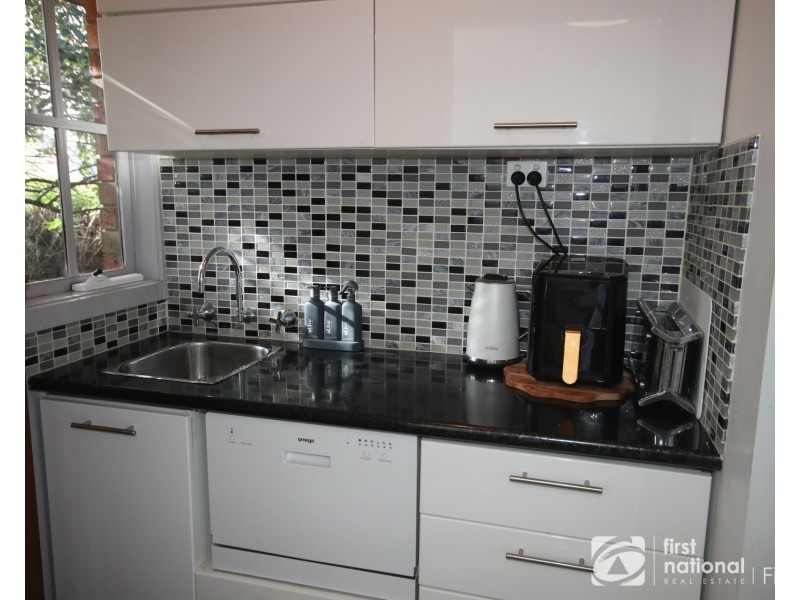 1/203-205 High, Cranbourne VIC 3977