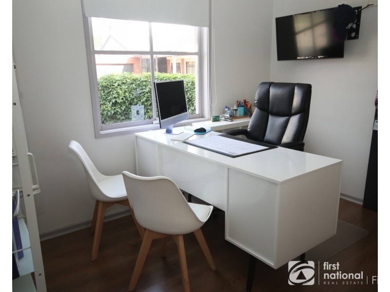 1/203-205 High, Cranbourne VIC 3977