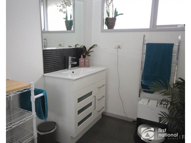 1/203-205 High, Cranbourne VIC 3977