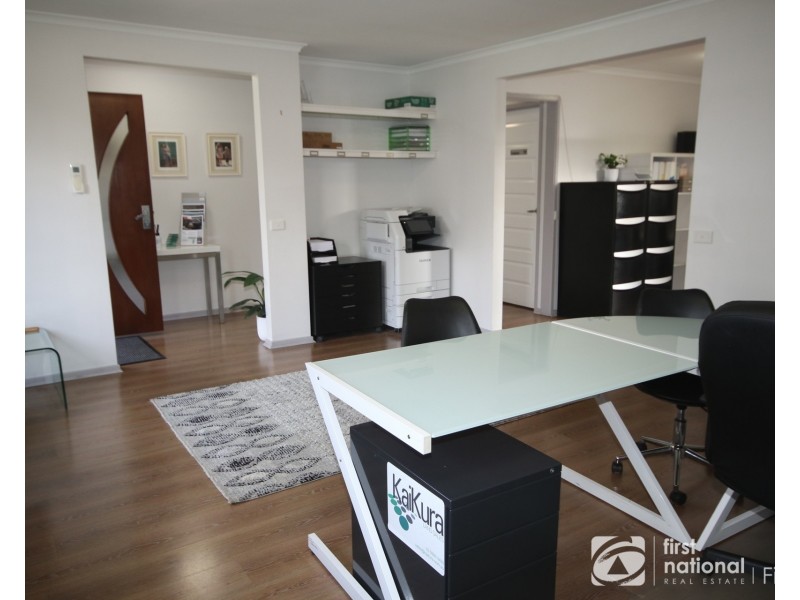 1/203-205 High, Cranbourne VIC 3977