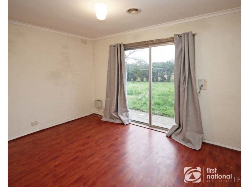 24 Lorna Street, Cranbourne VIC 3977