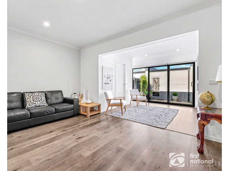 26 Plymouth Boulevard, Clyde North VIC 3978