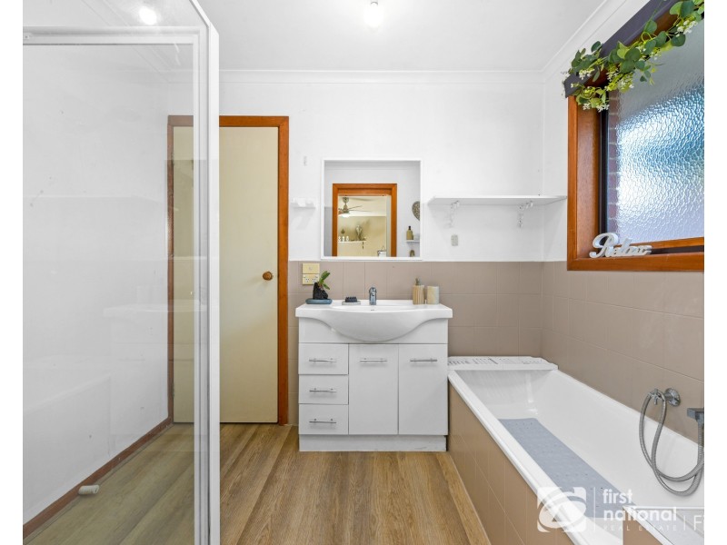 15 Walter Street, Cranbourne VIC 3977