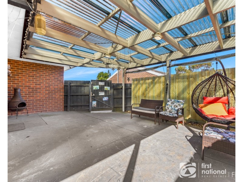 15 Walter Street, Cranbourne VIC 3977