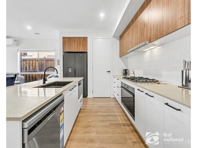 13 Bambusa Way, Clyde North VIC 3978