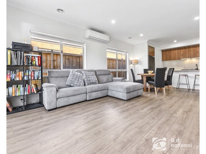 13 Bambusa Way, Clyde North VIC 3978