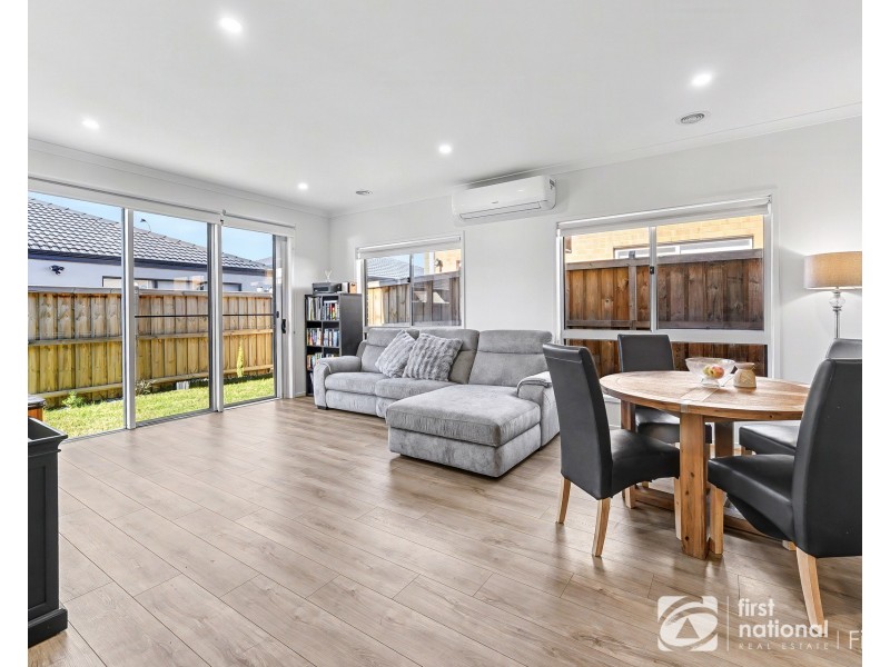 13 Bambusa Way, Clyde North VIC 3978