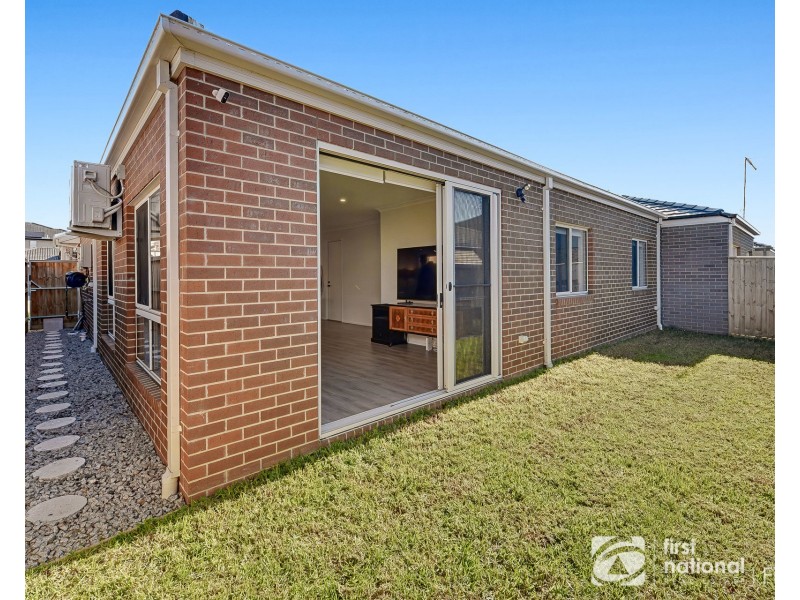 13 Bambusa Way, Clyde North VIC 3978