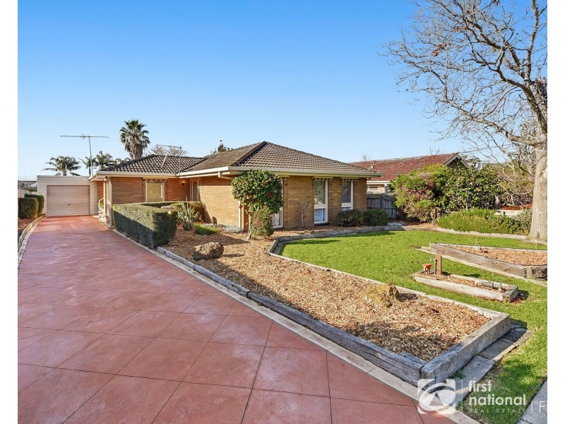 40 Russell Street, Cranbourne VIC 3977