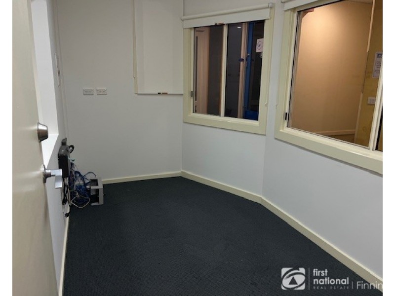 2-3/2A Gloucester, Berwick VIC 3806