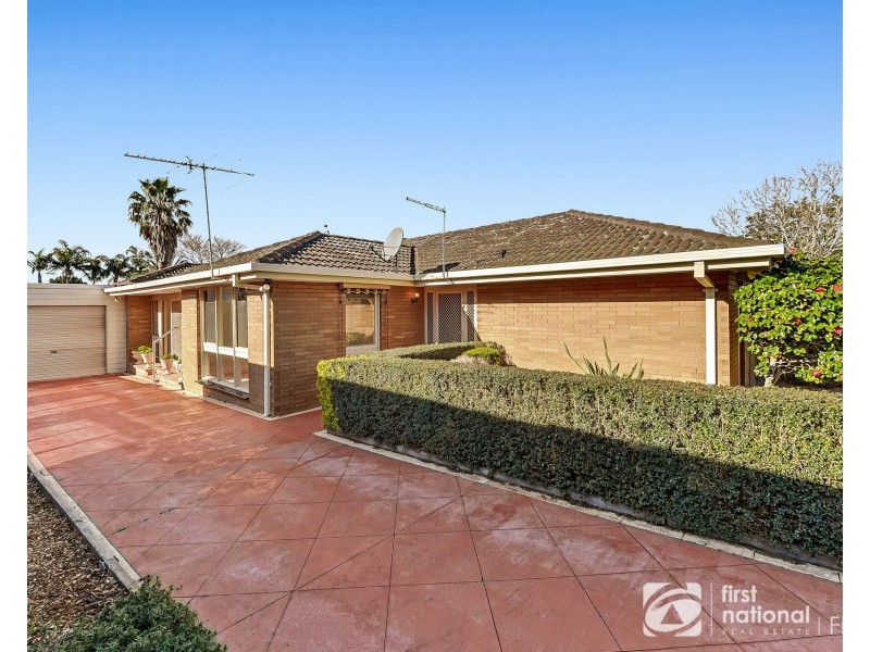 40 Russell Street, Cranbourne VIC 3977