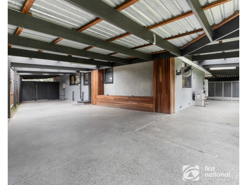 21 James Cook Drive, Cranbourne VIC 3977