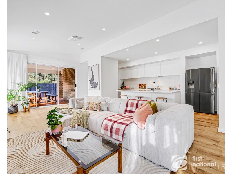 29 Sonata Way, Junction Village VIC 3977