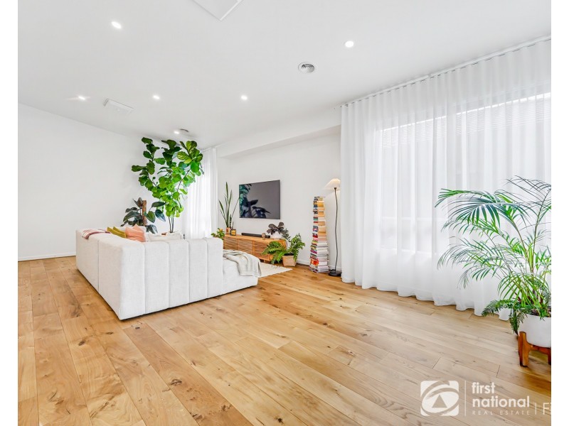 29 Sonata Way, Junction Village VIC 3977