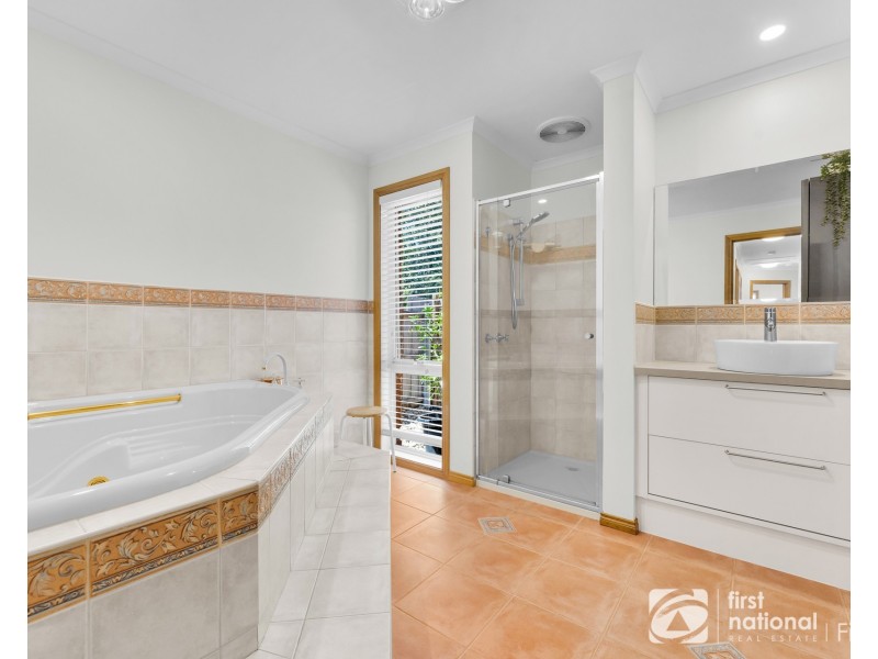 7 Junction Close, Junction Village VIC 3977
