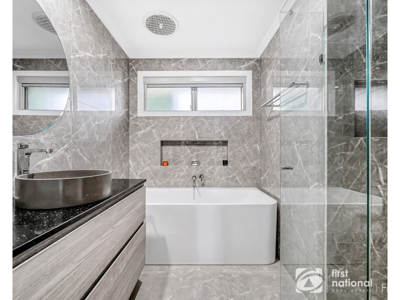 21 Chapman Street, Carrum Downs VIC 3201