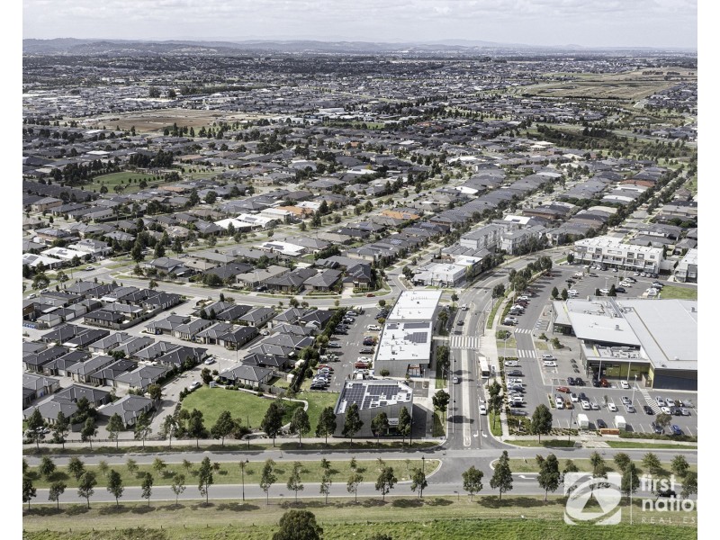 5 Linden Tree Way, Cranbourne VIC 3977