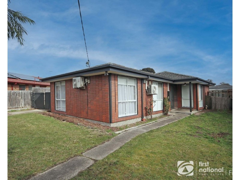 5 Fairbairn Road, Cranbourne VIC 3977