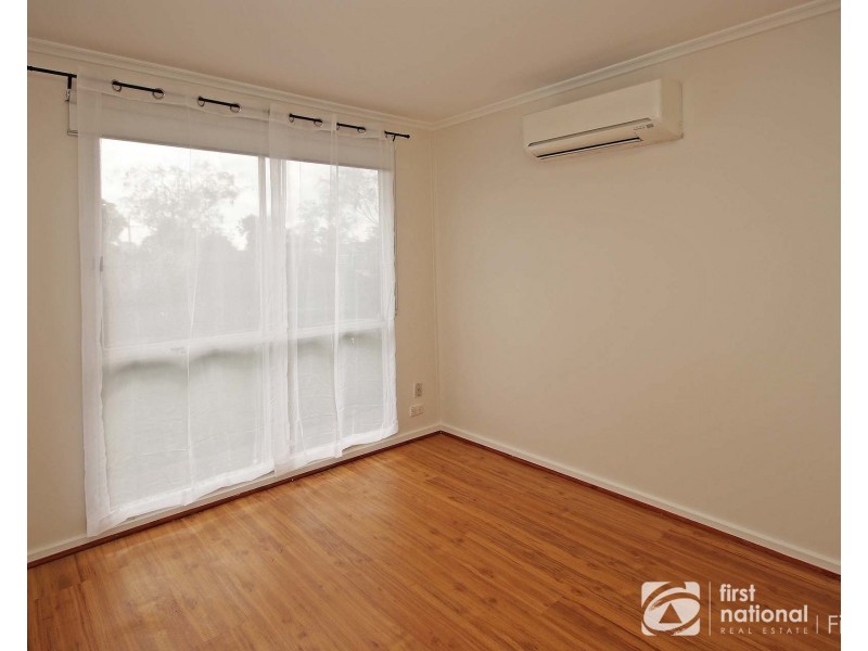 5 Fairbairn Road, Cranbourne VIC 3977