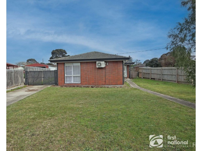 5 Fairbairn Road, Cranbourne VIC 3977