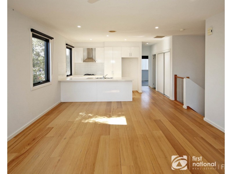 24 Push-Pea Way, Cranbourne West VIC 3977