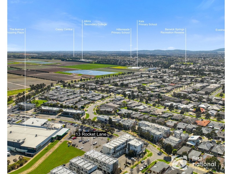 13 Rocket Lane, Cranbourne North VIC 3977