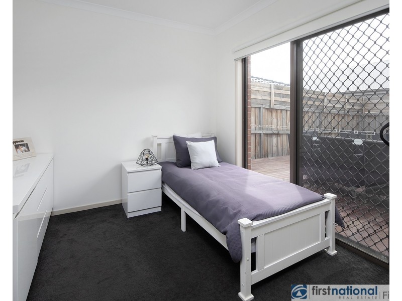 39 Hayton Park Boulevard, Cranbourne West VIC 3977