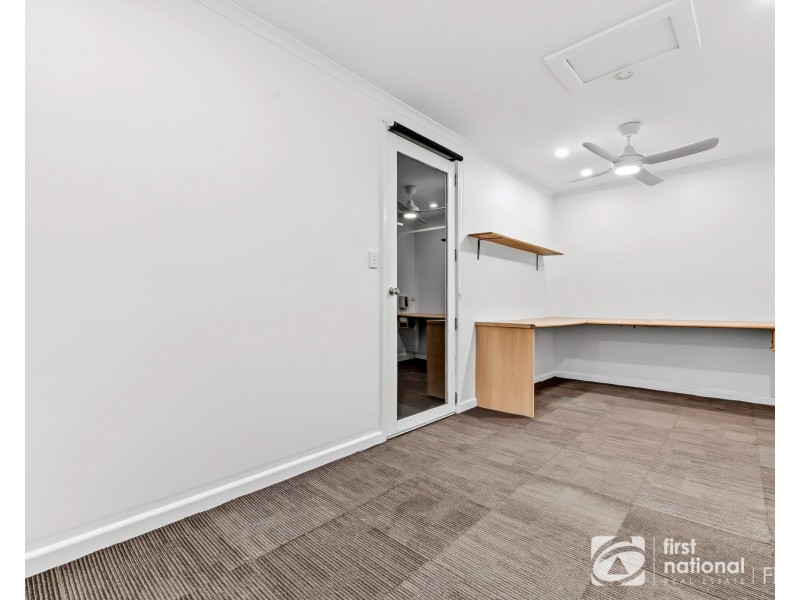 24 Middleham Close, Cranbourne West VIC 3977