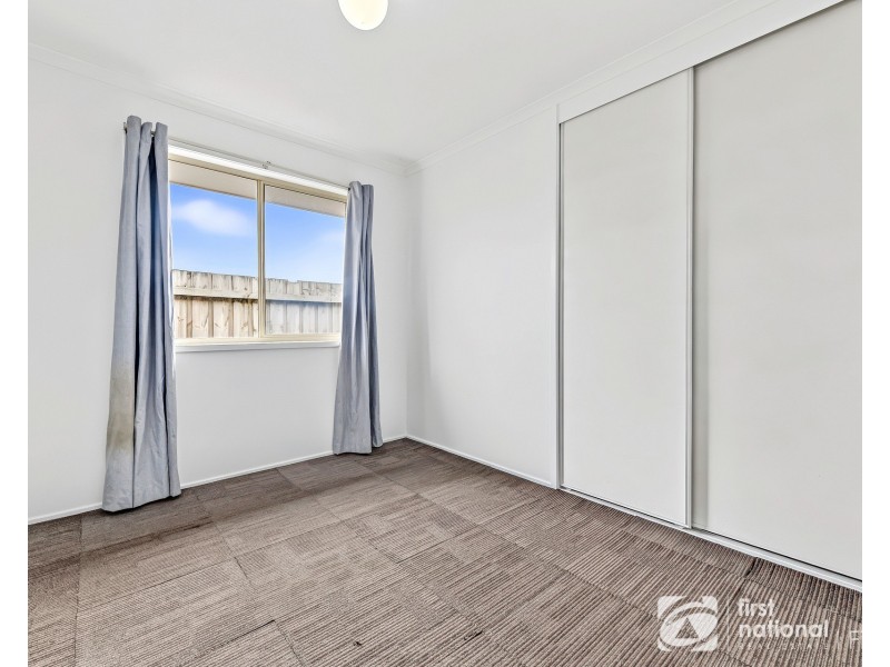 24 Middleham Close, Cranbourne West VIC 3977