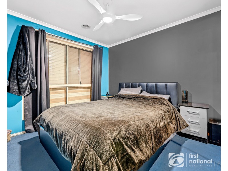 14 Stone Hill Circuit, Cranbourne East VIC 3977