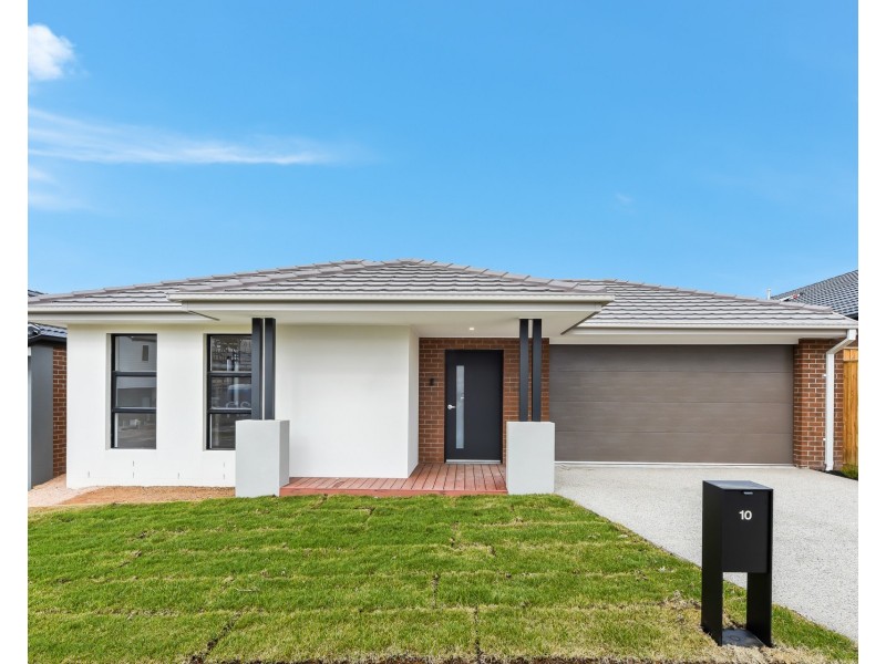 10 Wheatsheaf Road, Wyndham Vale VIC 3024