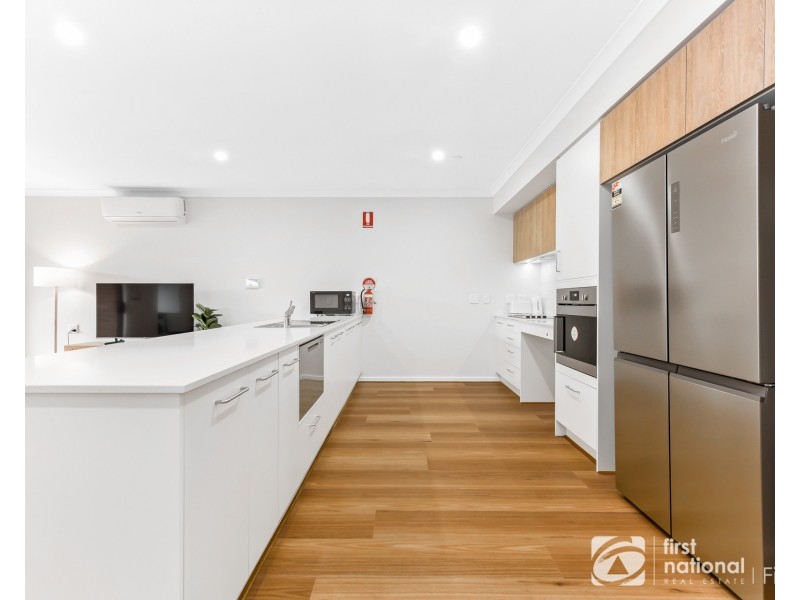 10 Wheatsheaf Road, Wyndham Vale VIC 3024