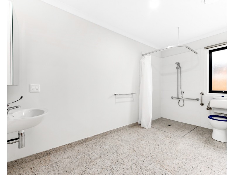 10 Wheatsheaf Road, Wyndham Vale VIC 3024