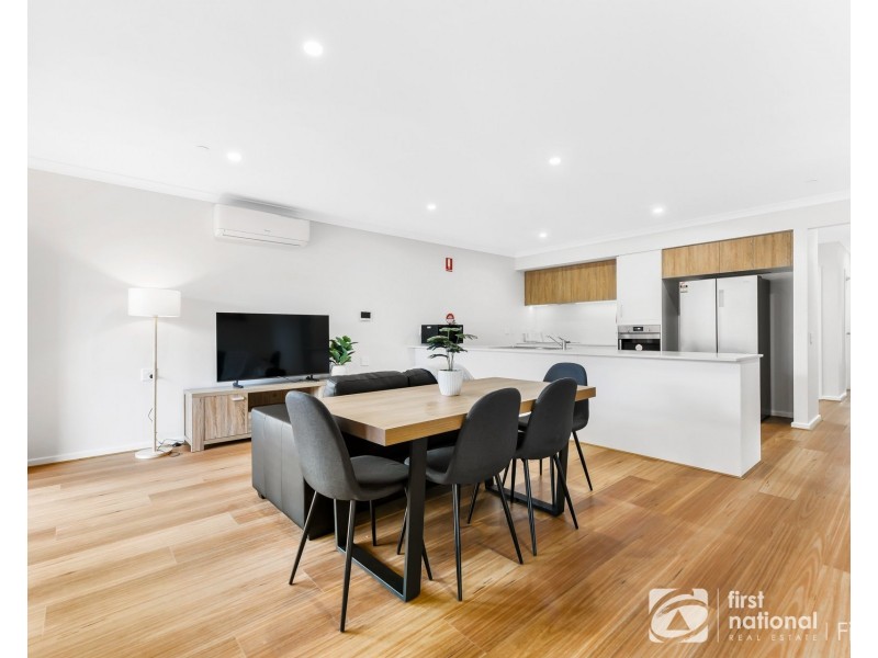 10 Wheatsheaf Road, Wyndham Vale VIC 3024