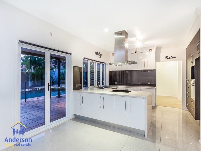 16 Hoop Pine Place, Bridgeman Downs QLD 4035