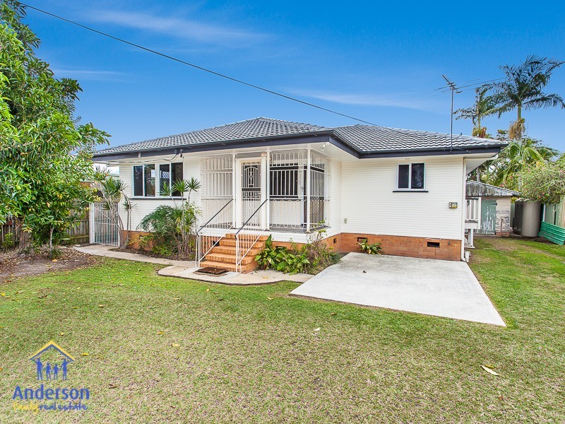 12 Porter Street, Redcliffe QLD 4020