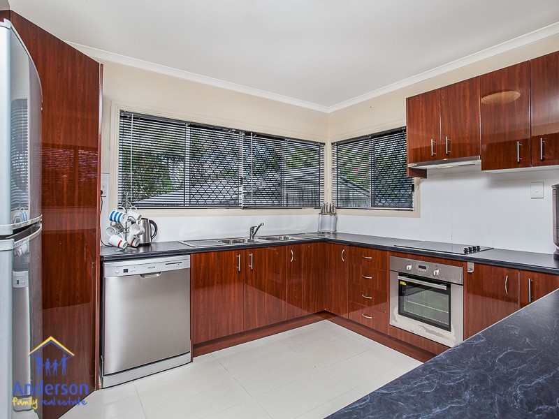 12 Porter Street, Redcliffe QLD 4020