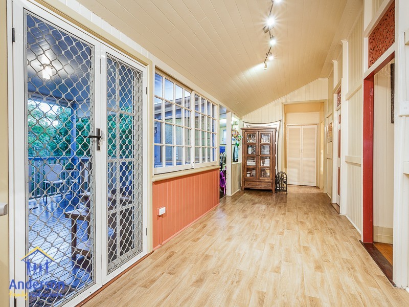 46 Towner Street, Sandgate QLD 4017