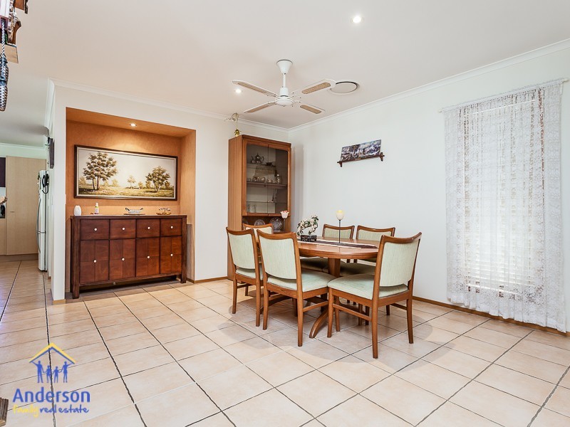 6 Cunningham Court, North Lakes QLD 4509