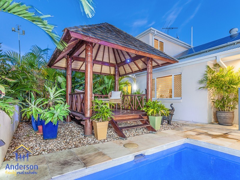 2 Douglas Circuit, North Lakes QLD 4509