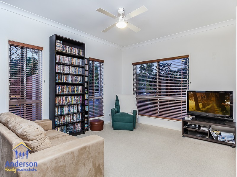 2 Douglas Circuit, North Lakes QLD 4509