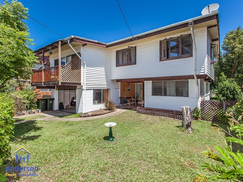 27 Fifteenth Avenue, Brighton QLD 4017