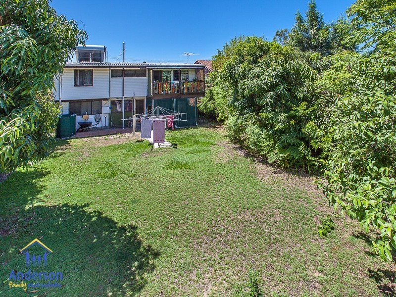 27 Fifteenth Avenue, Brighton QLD 4017