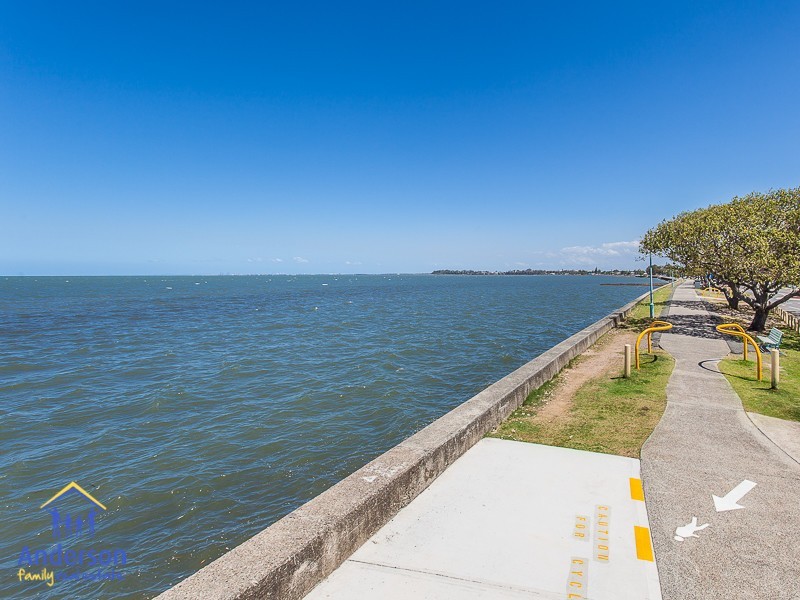 27 Fifteenth Avenue, Brighton QLD 4017