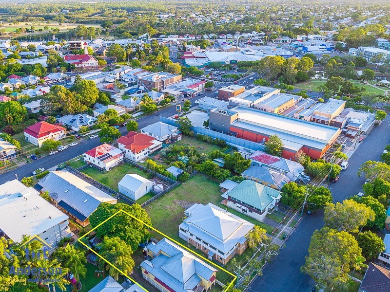 29 Fourth Avenue, Sandgate QLD 4017